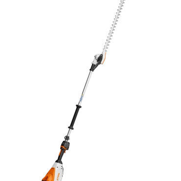 Taille-haies sur perche à batterie STIHL HLA 135 K en version courte avec un lamier de 60 cm Vitiwald